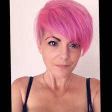 Tell me you're a marketer without telling me 😉 One question I get A…