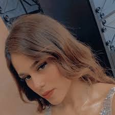 Brenda Bedolla's Instagram, Twitter & Facebook