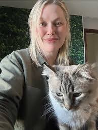 Katie Zook's Instagram, Twitter & Facebook