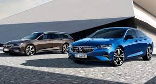 El nuevo opel insignia 2021 ya está disponible en la red de concesionarios con unos precios que arrancan en los 33.500 euros sin aplicar los descuentos y promociones vigentes, una cifra muy competitiva. 2020 Opel And Vauxhall Insignia Revealed With Minor Styling And Tech Updates Carscoops