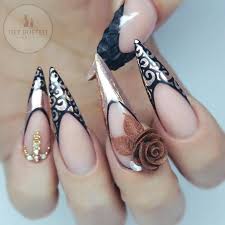 Black And Rose Gold Nails Design Glamorous Black And Gold Nail Designs Gold Nail Art Gold Nails Gold Stiletto Nails