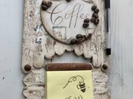 Master Klass Smotret Onlajn Izgotavlivaem Dosku Dlya Zapisej Iz Medicinskih Shpatelej Zhurnal Yarmarki Masterov Fabric Paint Designs Christmas Decorations Crafts