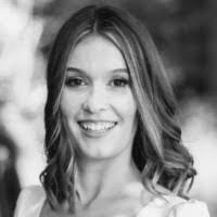 Lisa Rohner's Instagram, Twitter & Facebook