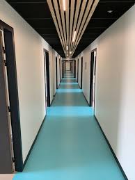 La décision de placer son enfant en internat pour ado difficile peut avoir plusieurs raisons comme par. Internat De Sainte Genevieve College Lycee Saint Martin