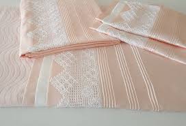 140 Begenme 2 Yorum Instagram Da Emine Yundem Inci Tekstil Somon Rengi Pike Nevresim Setimiz Linen Instagram Decor