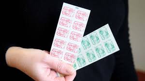 Les cinq émissions imprimés en typographie le montrent de profil gauche uniquement, dans une grande variété de cadres et de médaillons. La Poste Va Encore Augmenter Le Prix Des Timbres Verts Et Rouges 10 En 2020