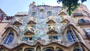 Depuis 1990, cette marque brestoise s'est. Casa Batllo La Fantastique Et Enigmatique Maison De Gaudi