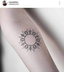 A mandala is a circular figure which represents the universe in both hinduism and buddhism. Imagem De Art Inspiration And Tattoo Art Sun Tattoo Designs Sun Tattoos Sun Tattoo