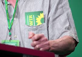 Wir wollen, dass die union erfolgreich ist. die gemeinsame klausur für das wahlprogramm sei sowohl der inhaltliche als auch der atmosphärische auftakt die linkspartei kritisierte das programm der union als eine mogelpackung. Cdu Und Fdp Kritisieren Wahlprogramm Der Grunen
