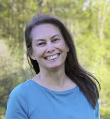 Gail Donovan's Instagram, Twitter & Facebook