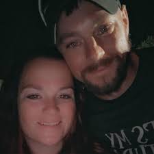 Who can build a deck in Radcliff?