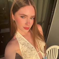 Silvia Angulo Torre (@SilviaTorr27667)