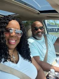 I love us! Let's see them couple photos!