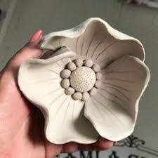 Enjoy Life With Your Own Flower Garden Beautiful Easy Urban Gardening Pottery Handbuilding Clay Crafts Clay Pottery