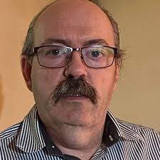 I have a 1.5 connecta epower self charging juke Has anyone had condensation  in the running lights