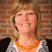 Nina Floyd's Instagram, Twitter & Facebook