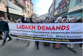 Ladakh Residents March in Protest Demanding Statehood | NewsClick