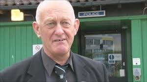 Hull policeman goes back