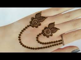 Переглядів 1,6 млн11 місяців тому. Floral Style Jewellery Mehndi Design For Back Hands Easy Simple Gol Tikki Mehndi Engagement Mehndi Designs Mehndi Designs For Hands Back Hand Mehndi Designs