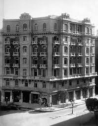 مبني علي الطراز الايطالي تقاطع شارع محمد فريد وشارع عبد الخالق ثروت القاهره عام ١٩٣٠ Reem Egypt History Cairo Egypt Old Egypt