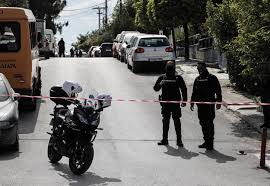 Η εν ψυχρώ εκτέλεση με 17 σφαίρες, εκ των οποίων οι 10 κατέληξαν στο σώμα του αδικοχαμένου δημοσιογράφου, δείχνουν συμβόλαιο. 7rxytisavlamnm