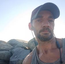 Does anyone know of any courses for bartending and Mixology?