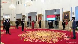 Chaidir menuturkan gaji bersih yang diterima oleh seorang kepala dinas di dki jakarta bisa mencapai rp50 juta per bulan. Resmi Dilantik Ini Gaji Sandiaga Uno Risma Dan 4 Menteri Baru Jokowi