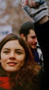 Camila vallejo debate delincuencia narcotráfico. 32 Ideas De Camila Vallejo En 2021 Camila Vallejo Camilo Fotos De Chicas Lindas