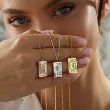 Tarot Card Priestess