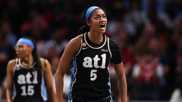 Angel Reese sets two WNBA records with 26-rebound performance in LA