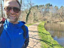 Kidderminster man loses 17 stone ahead of Acorns trek