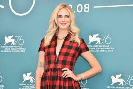 Scoppia la polemica colapesce e dimartino: Chiara Ferragni Chi E Biografia Eta Altezza Instagram