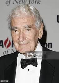 Ross Roberts's Instagram, Twitter & Facebook