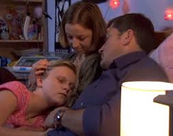 Earl arrived in the first episode of the fourth series of waterloo road, along with his rather dysfunctional family. Waterloo Road Pauseliveaction Page 16