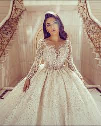 Updating database of 1 300 000 hashtags. Blushingbrides On Instagram Visit Our Store For Our Exclusive Offers You Can Book Your Appointment From In 2021 Kleider Prachtiges Brautkleid Weisse Hochzeitskleider