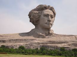 These Mega Sculptures Are The Biggest In The World Statue Memorial Statues Sculptures