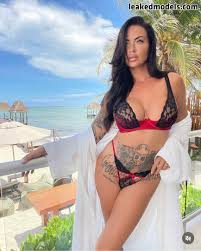 Chloe Lopez  chloejadelopez  itschloelopezz Nude Leaks OnlyFans Photo 2  - Leaked Models