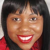 Kendra Wright's Instagram, Twitter & Facebook