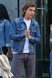 Nick Robinson Nick Robinson Nick Robinson Everything Everything Robinson