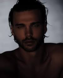 Erenia Serrano (serranoerenia5)