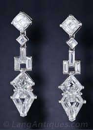 A Pair Of Art Deco Platinum And Diamond Earrings Art Deco Diamond Antique Jewelry Art Deco Earrings