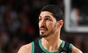 While enes started his professional basketball career with fenerbahçe ülker team of turkey, he has played for a number of nba teams, including utah jazz. Enes Kanter Says Other Turkish Nbaers Don T Talk To Him Eurohoops