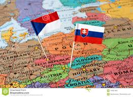 République tchèque / slovaquie : Drapeaux De Carte Et De Papier De La Slovaquie Et De La Republique Tcheque Image Stock Image Du Course Vacances 106957865