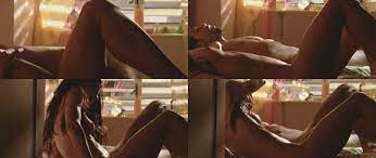 Naked Roselyn Sanchez in Yellow < ANCENSORED