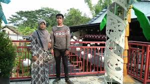 Lagu lawas benyamin sueb açıklaması. Love Story Madrid Grils Pages Directory