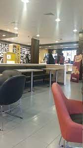 8 864 677 просмотров • 6 мар. Mcdonald S Logo And New Restaurant Bild Von Mcdonald S Peshawar Tripadvisor