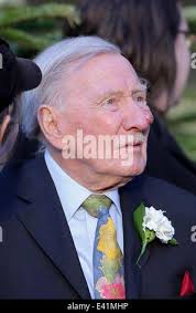 Kopfschüsse von Leslie Philips auf seiner dritten Hochzeitstag zu Zara Carr  hautnah. Mitwirkende: Leslie Phillips wo: London, Vereinigtes Königreich  bei: 20. Dezember 2013 Stockfotografie