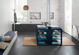 Das gegenwärtige fliesendesign hat sich von einzelnen trends gelöst und zeigt selbstbewusst das gesamte spektrum dessen, was keramik an wand und boden leisten. Fliesen Pragen Raumatmosphare