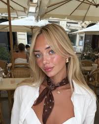 Alexia Price (@thealexiaprice) • Instagram photos and videos