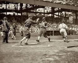 When i saw this scoreboard in the pottery barn kids catalog a few months back i tore it out (this was before i. 23 Vintage Baseball Photography Prints Wall Decor Ideas Vintage Photos Professional Photo Printing Vintage Baseball